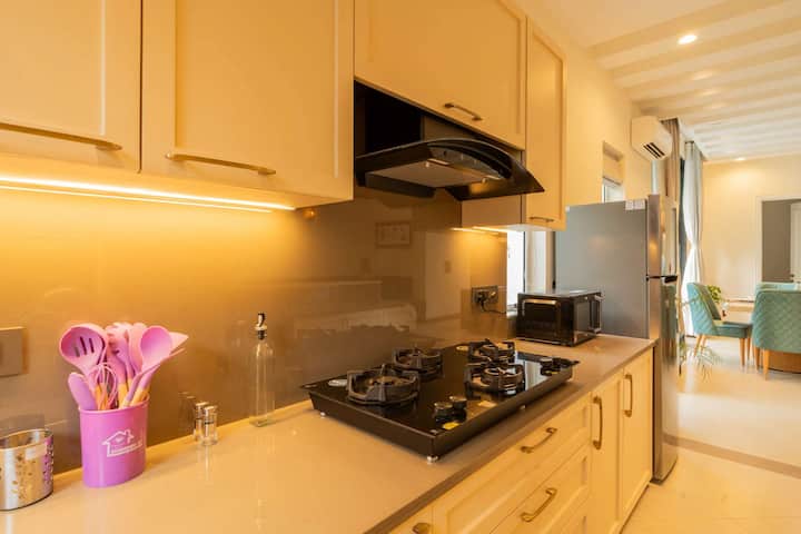 Full kitchen image 3