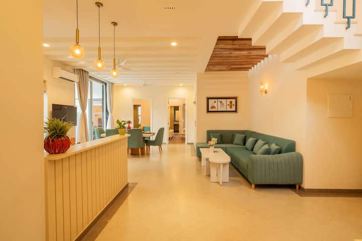 Living room image 1