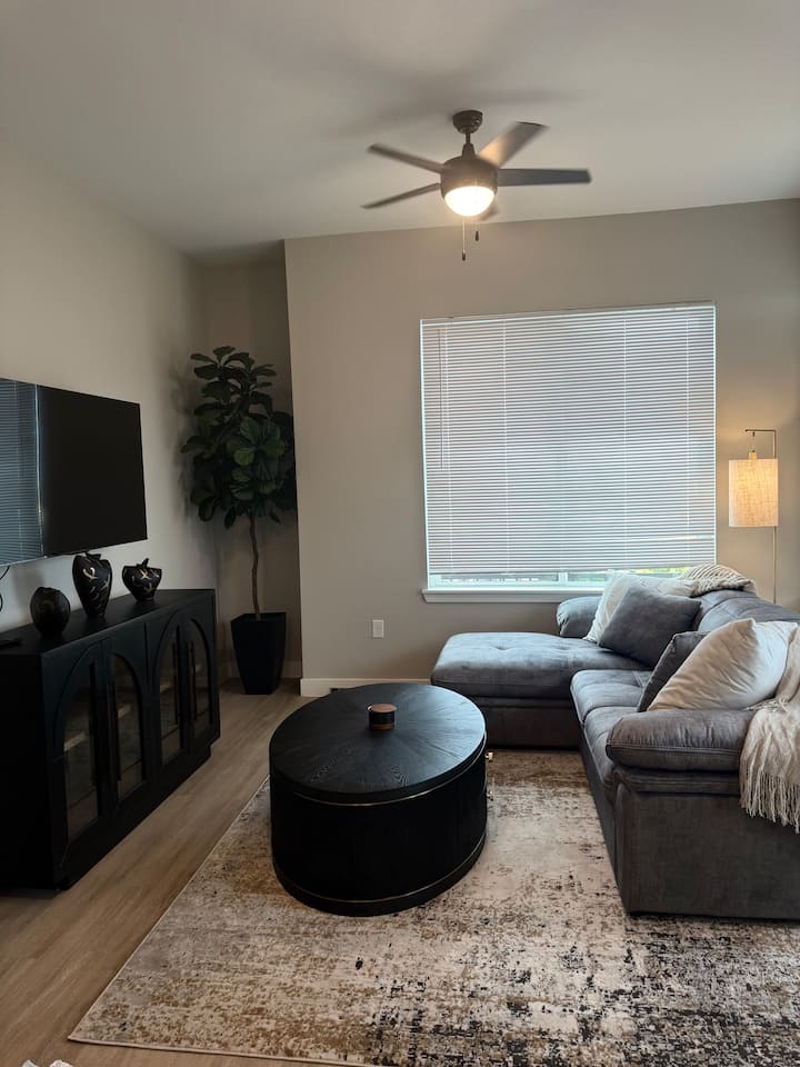 The Smokewood Stay - North Side - Fort Worth
