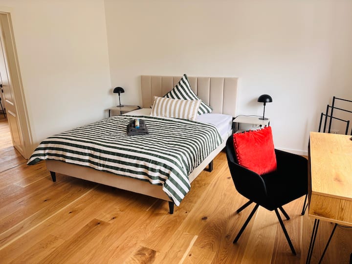 Helle, Moderne 2-zimmer-wohnung In Innenstadt - Bayreuth