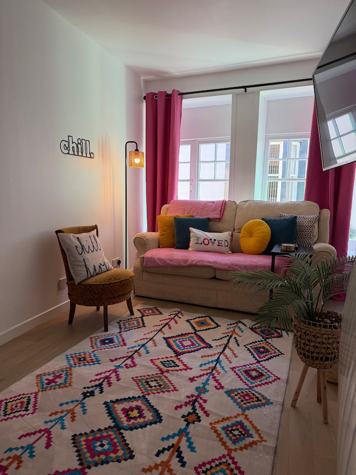 Well St Apartment - Moffat
