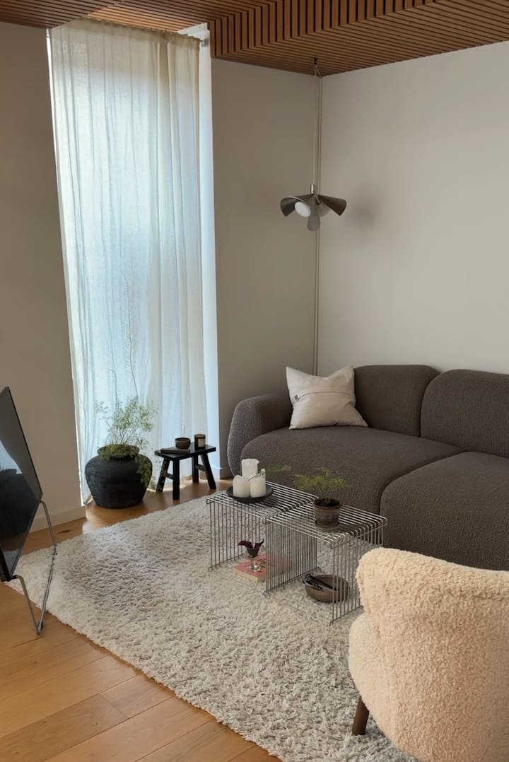 Lys Lejlighed Med Højt Til Loftet På ÅRhus Ø - Aarhus