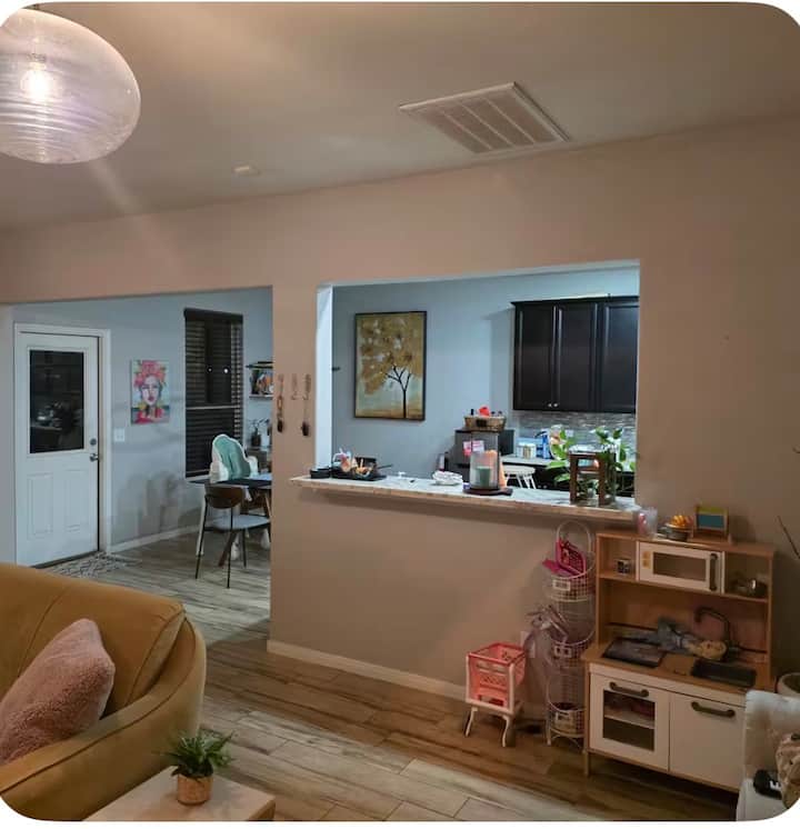 Private Room/shared Bathroom - Houston, TX