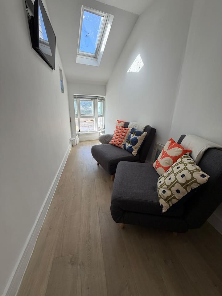 One Bed Maisonette On Harbour Beach, St Ives - St Ives