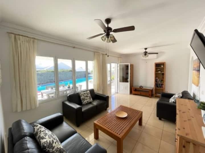Villa Heartly-luxury Villa In Playa Blanca - Lanzarote