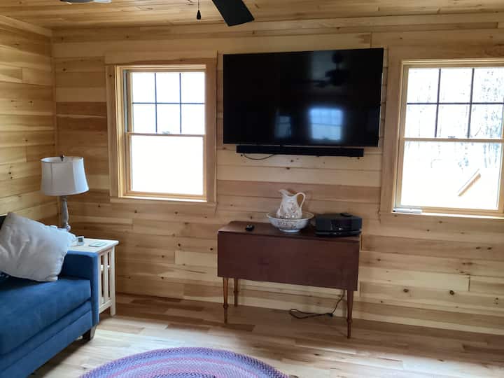 Log Cabin Getaway - Range Pond State Park, Poland Spring