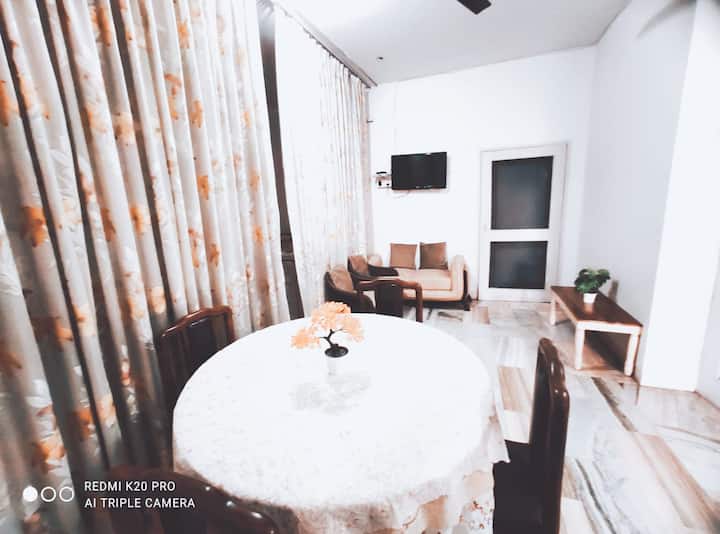 Spacious Accommodation For 14 Guests _family Stays - ファリダバド