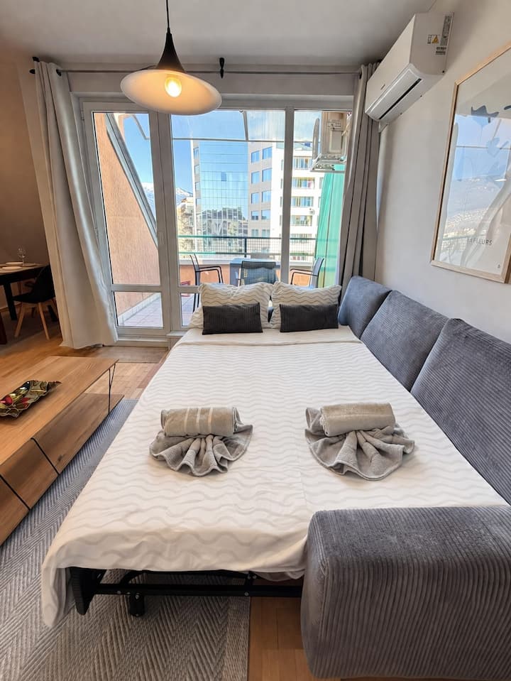 Martinique 2bdr/2ba Maisonette Near Business Park - Sofia