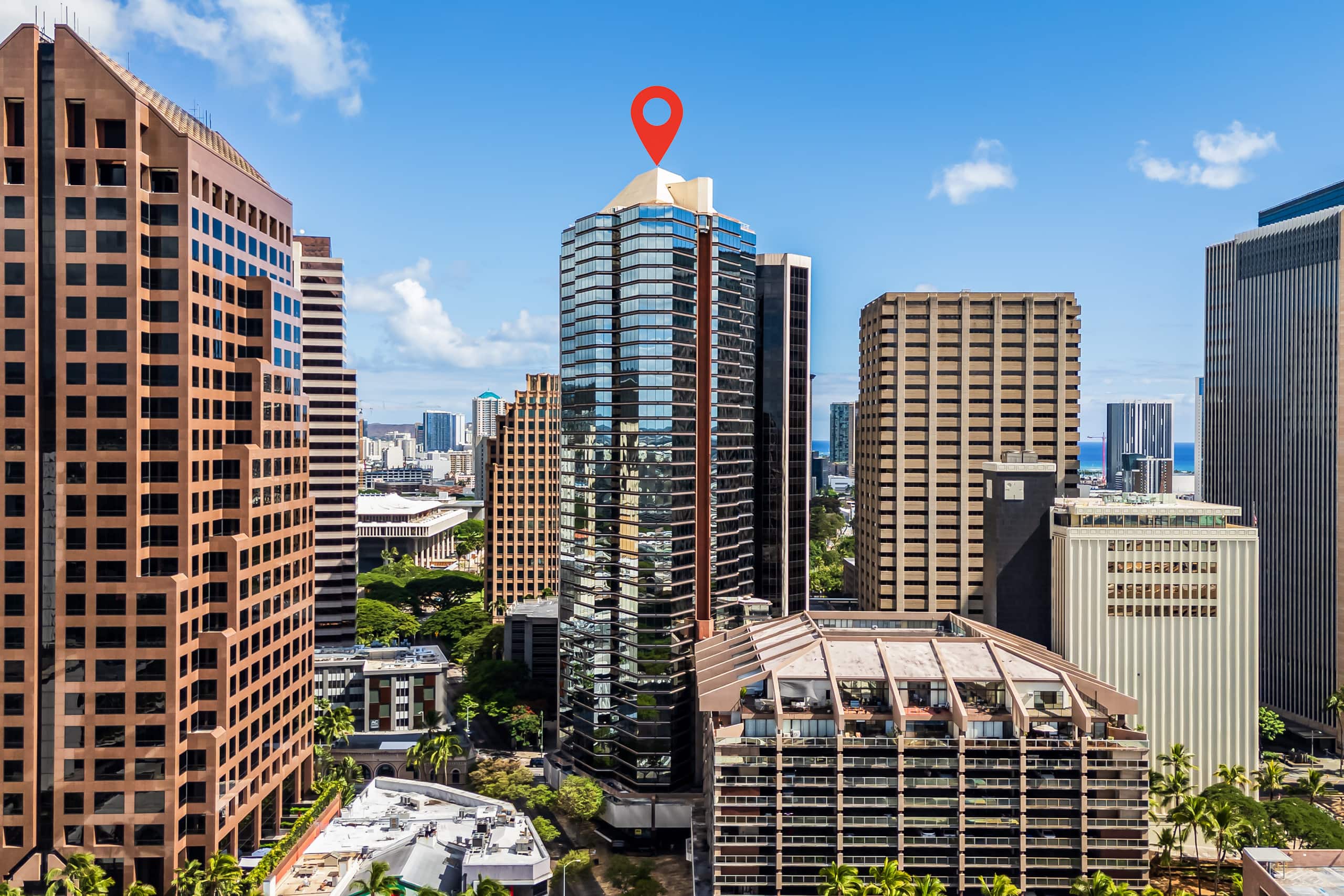 Condo in Honolulu · ★4.67 · 1 bedroom · 2 beds · 1 private bath - Image 37