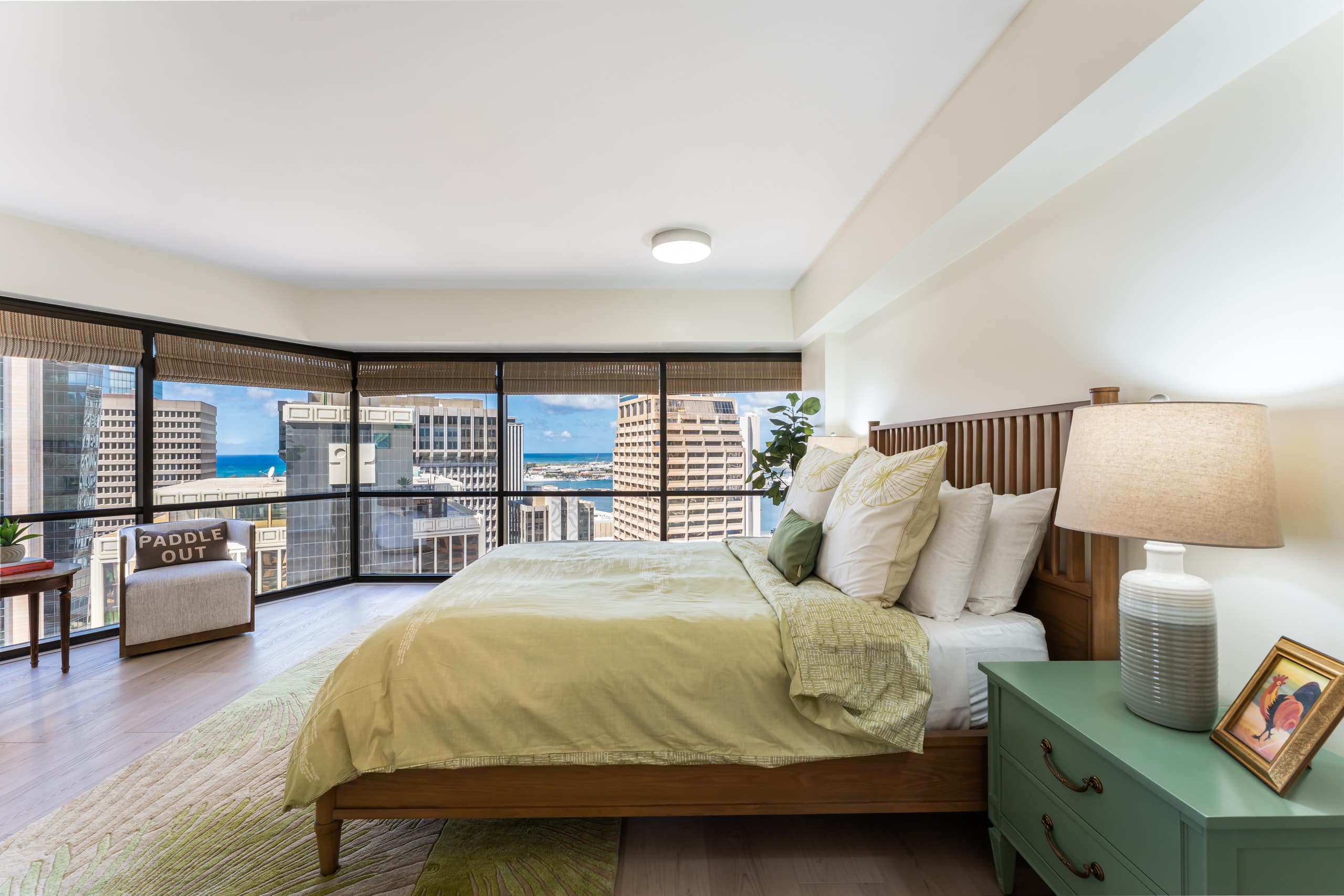 Condo in Honolulu · ★4.67 · 1 bedroom · 2 beds · 1 private bath - Image 15