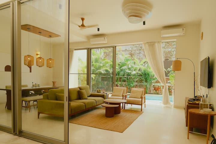 Living room image 7