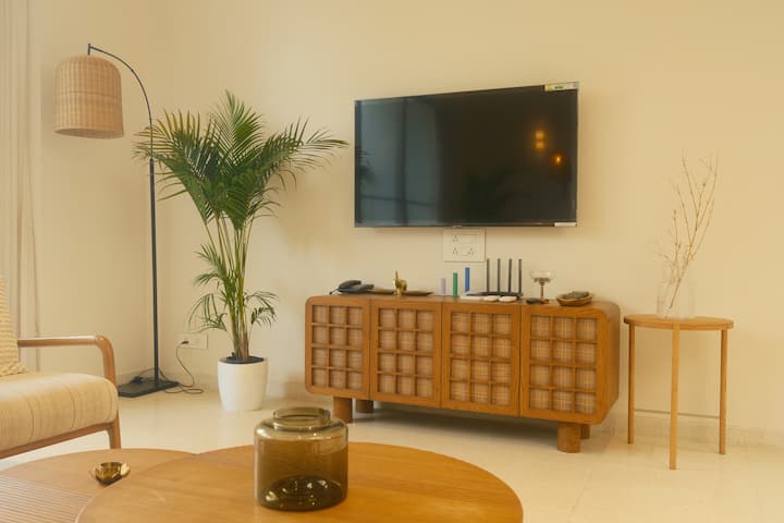 Living room image 12