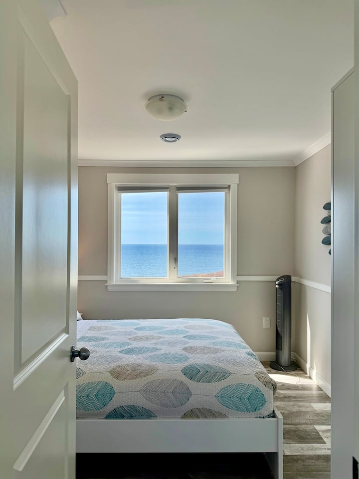 Super comfortable Queen bed with ocean views of course ;)