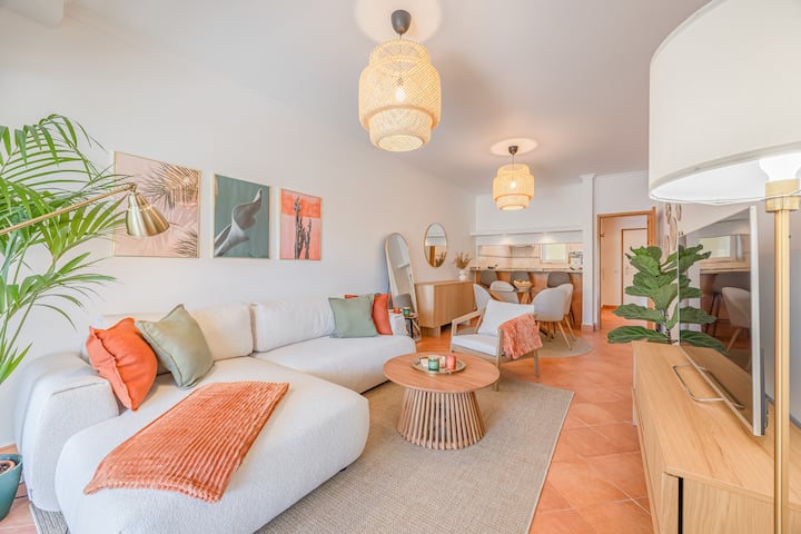 Walk To Marina & Beach • Pool Apt W/ Large Terrace - Lagos, Portogallo
