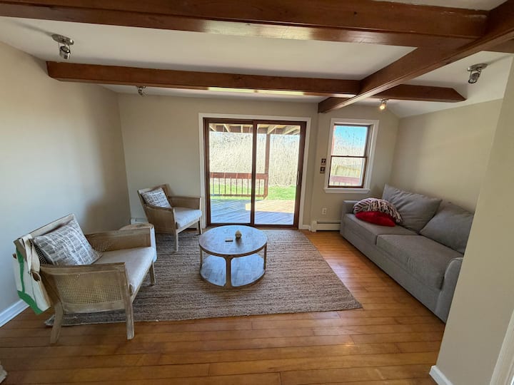 Charming Mystic Getaway Near Downtown & Waterfront - Mystic, CT