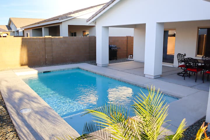 Home in Fortuna Foothills · ★5.0 · 3 bedrooms · 4 beds · 2 private baths