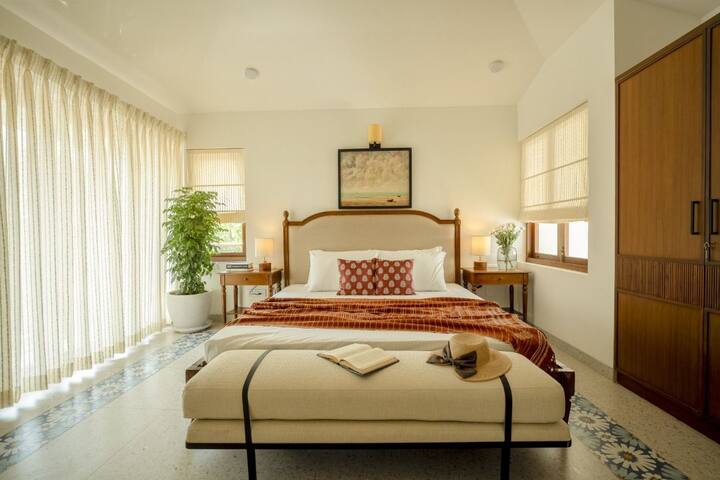 Bedroom 2 image 2