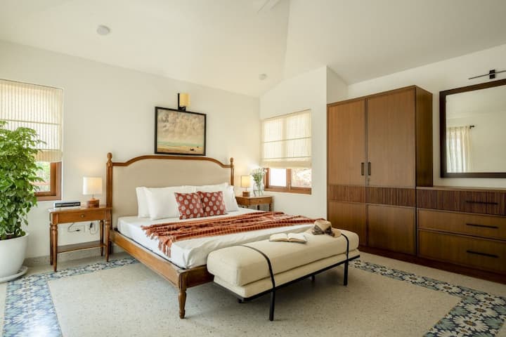 Bedroom 2 image 1