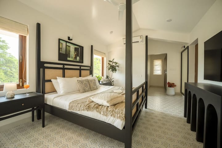 Bedroom 3 image 1