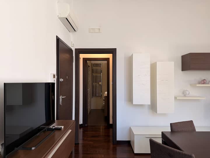 Casa Indipendente Con 2 Camere Da Letto In Centro - Monopoli
