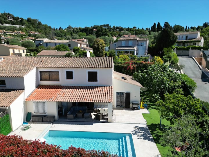 Villa Emeraude, Piscine & Calme à Nice - Nice