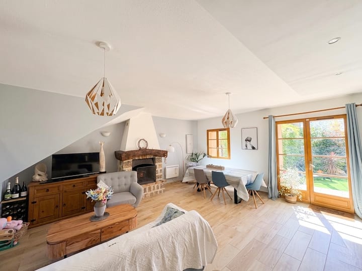 Maison Au Calme & Grand Jardin • Centre-village - Roquefort-les-Pins