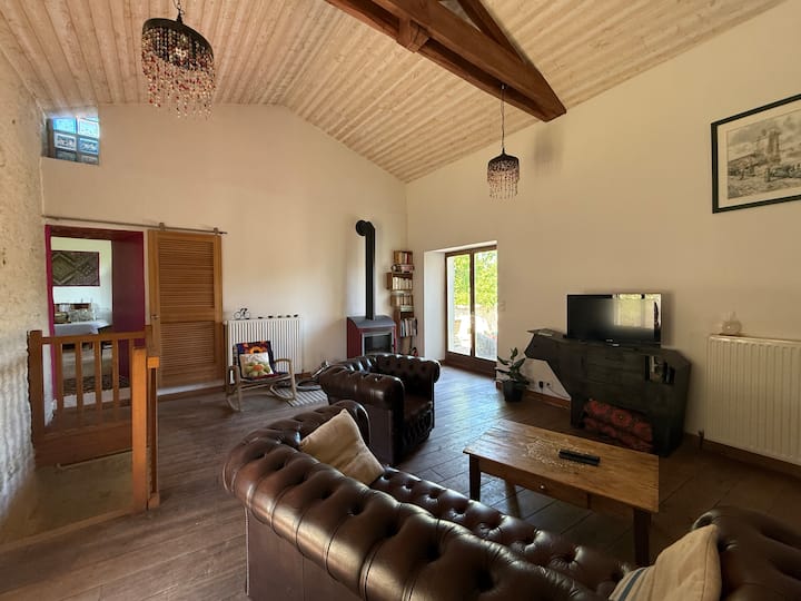 Maison Atypique Billard/baby Foot/flechette/sport - Charente-Maritime
