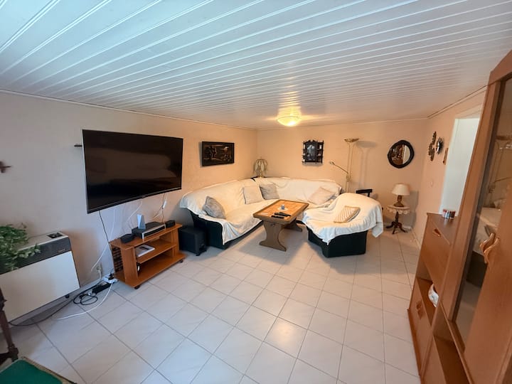 Ruhiger Bungalow Nahe Havel · Terrasse · - Brandenburg an der Havel
