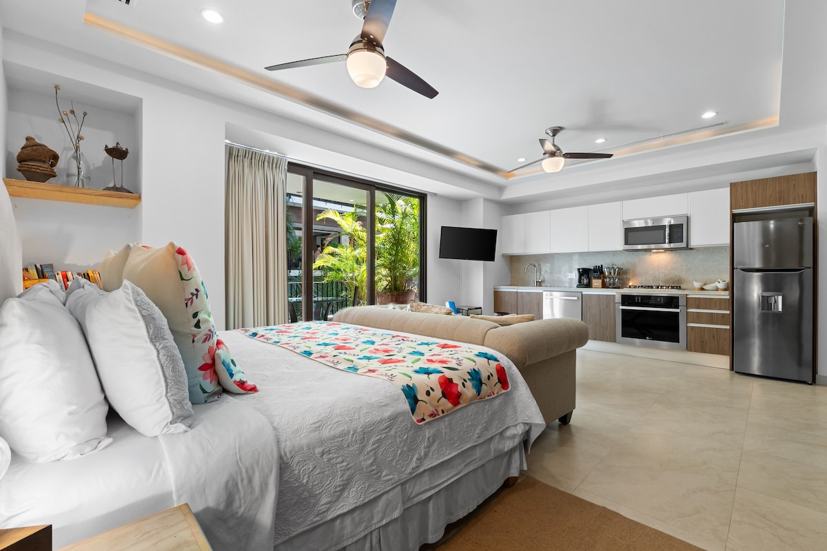 Rooftop pool Studio at Pacifica PV Romantic Zone - Condominiums