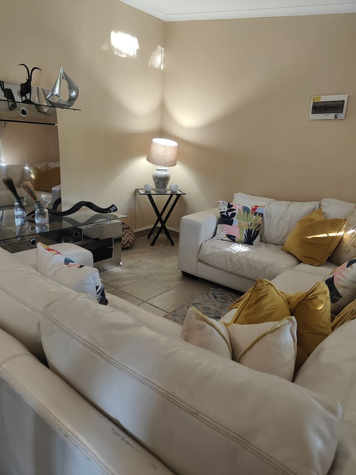 Stay At The Farm Garden House - Tembisa