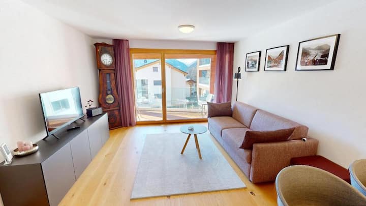 Gemütliche 2-zimmer-wohnung Mit Gratis-parkplatz - Belalp