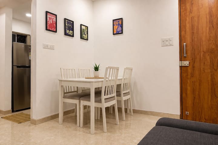 Hoboken House · Peaceful 1BHK Near Kokilaben Hospital · Andheri West Mumbai · Sleeps 4 - 3