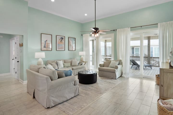 Beachfront | Hot Tub | Luxe | Hammock | Loaded - Dauphin Island, AL