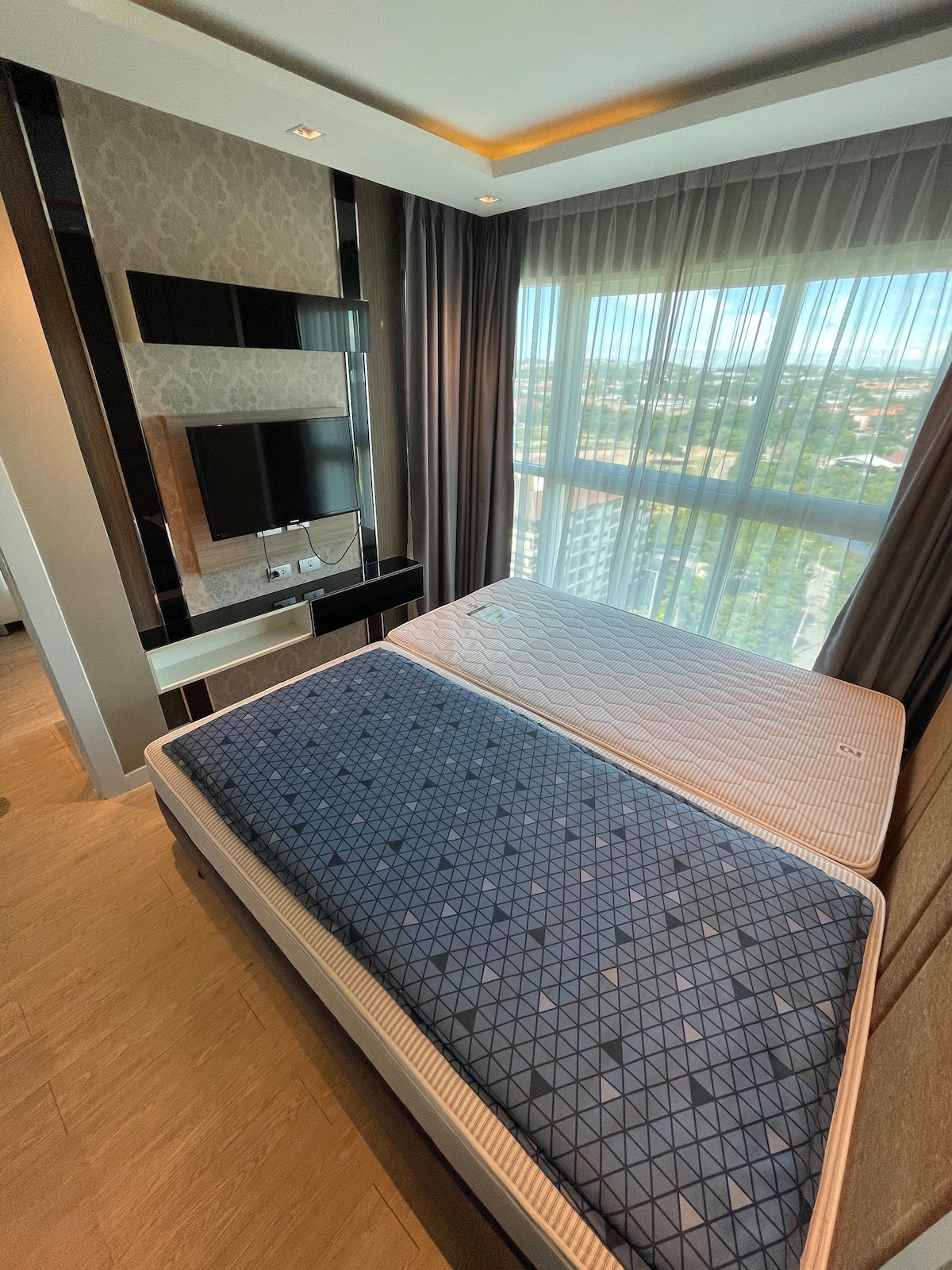 Pattaya Jomtien La Santir - Wohnungen zur Miete in Pattaya, Chonburi ...