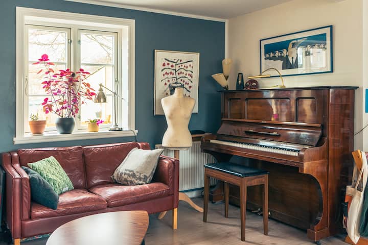 Cozy 3 Br | 4 Guest Home In Central Tórshavn - Faroe Islands