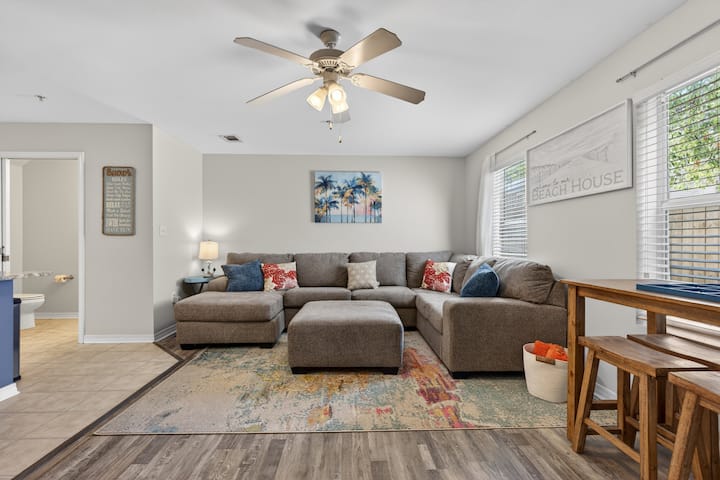 2br King Suite- 2 Miles To Beach- Family Friendly - Fort Walton Beach, FL