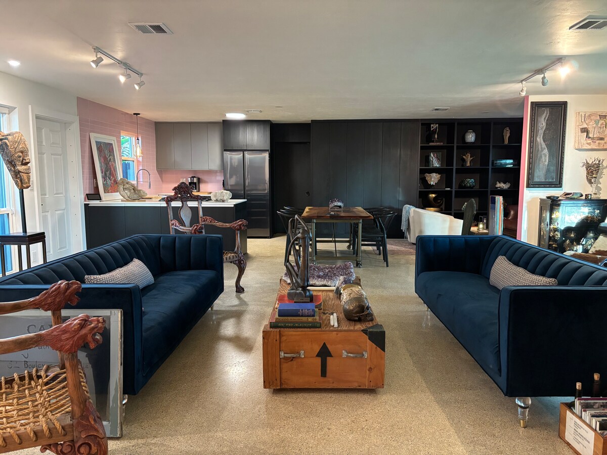 Living room image 1