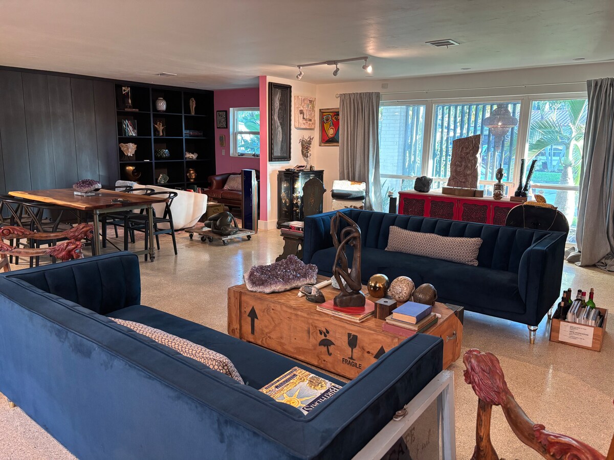 Living room image 4