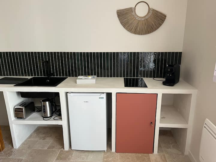 Suite Uluwatu Avec Jacuzzi & Ambiance Tropicale - Nantes