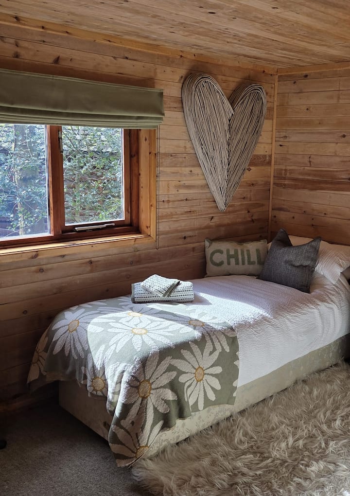 Garden view twin room