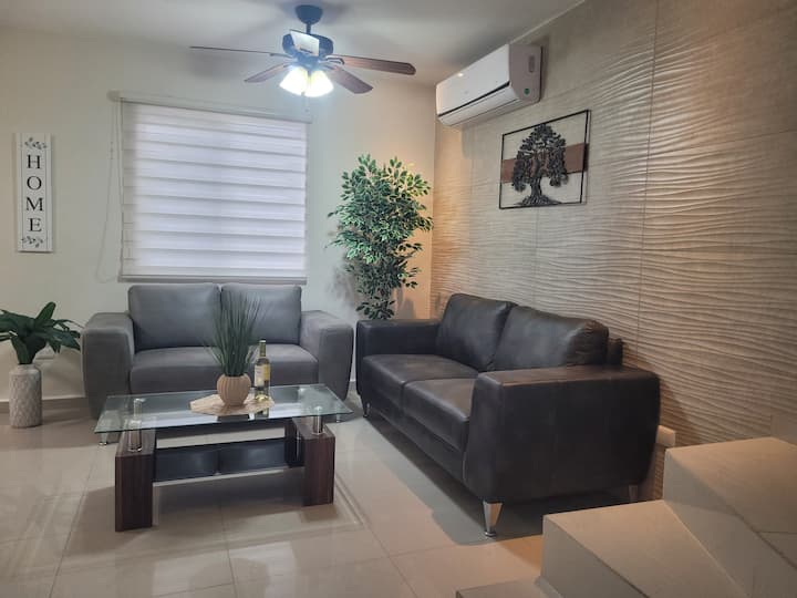 Luxury House Sorrento, 3 Recámaras Saltillo - Saltillo