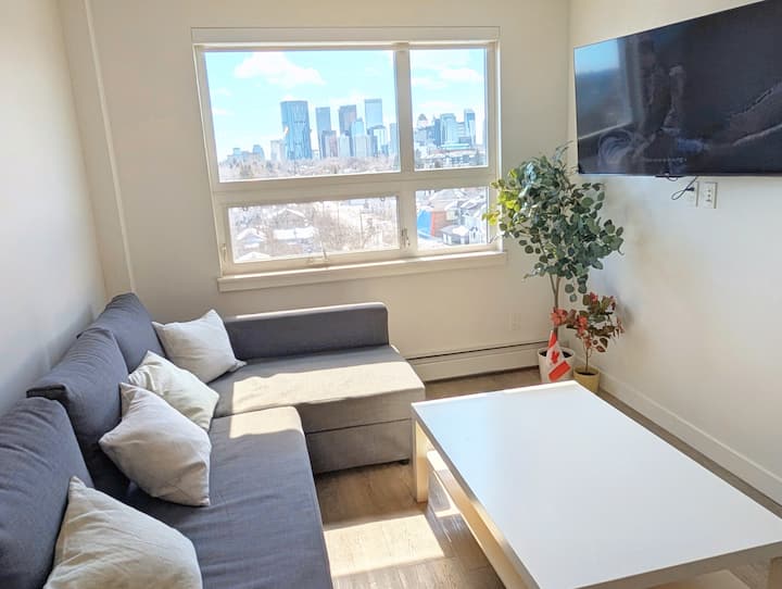 Skyline View Condo | Banff Stopover |Hwy 1 Near Dt - Calgary