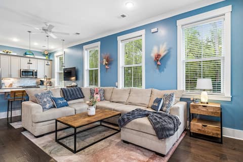 Popular Airbnb listing: Bowen's Corner| Walk to dock, dining | Pool | Park in Hanahan