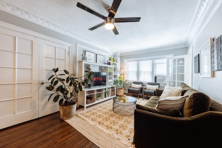 Updated 1 Bed/1 Bath Condo Walkable Plaza Unit - Kansas City