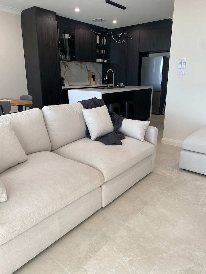 Stone - Luxury * Bay Views * Walk To Marina & Town - Port Stephens