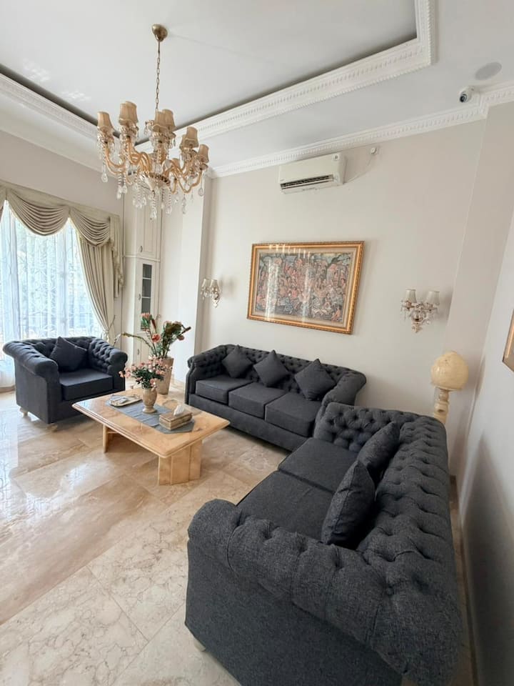 Grand Ivory Villa 6br In Kota Bogor - Bogor