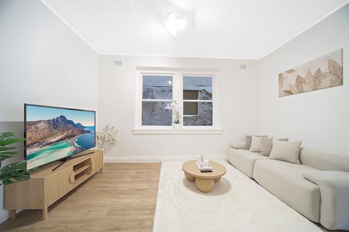 Elegant Darling Point Apartment, Harbour Lifestyle - Woollahra