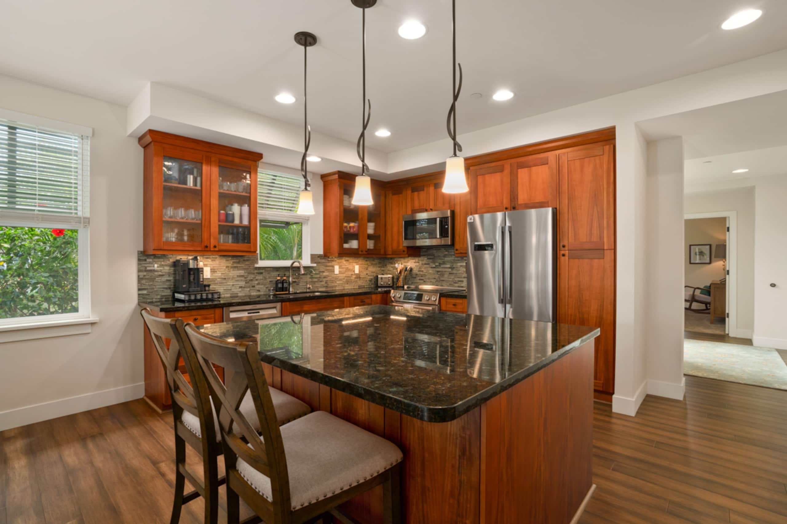 3BR Poipu condo, pool and beach gear - Image 7