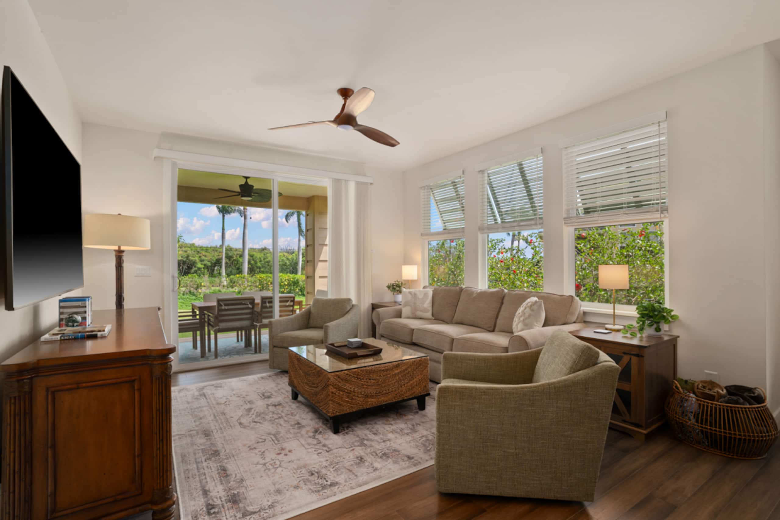3BR Poipu condo, pool and beach gear - Image 4