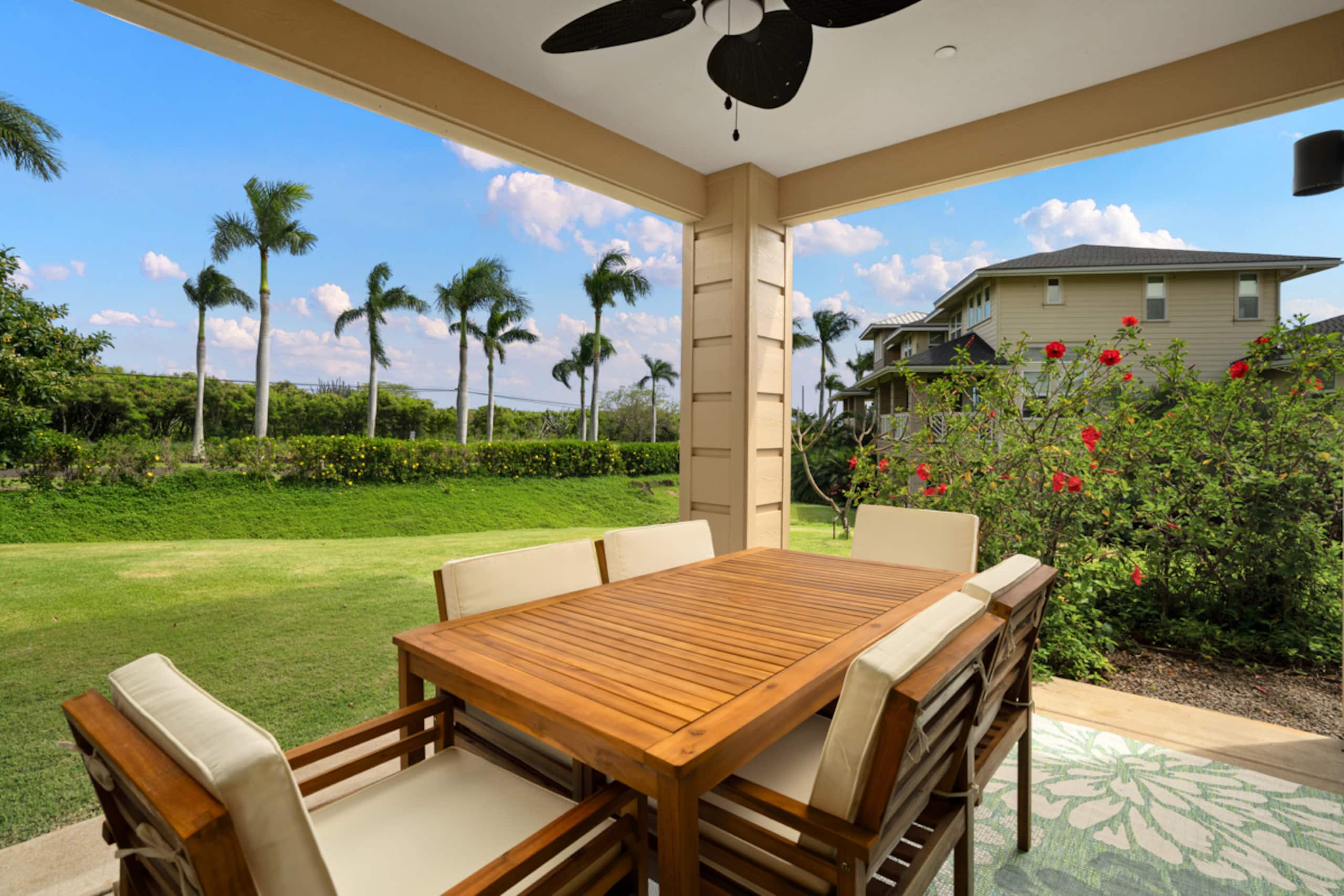 3BR Poipu condo, pool and beach gear - Image 1
